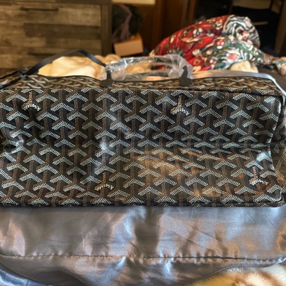 Goyard Black and Brown Patterned Tote - Picture 4 of 9